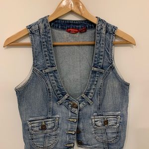 Guess vest